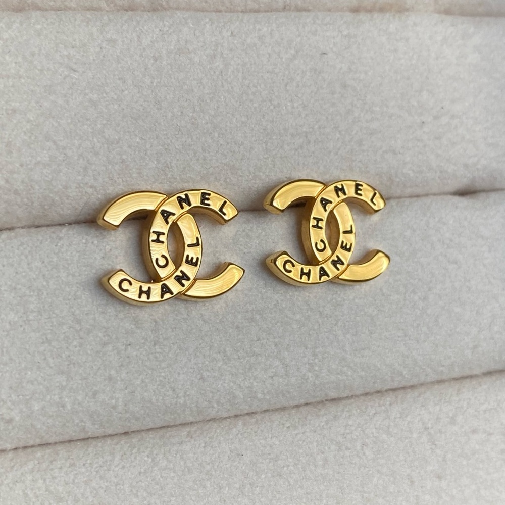 Vintage Chanel 98P Stud Earrings